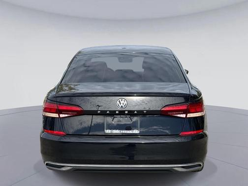2020 Volkswagen Passat 2.0T SE