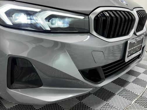 2024 BMW 330 i xDrive