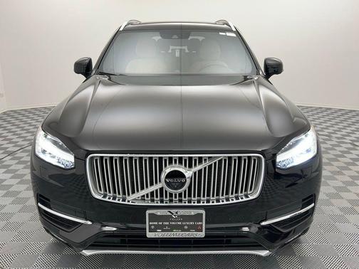 2018 Volvo XC90 T6 Inscription