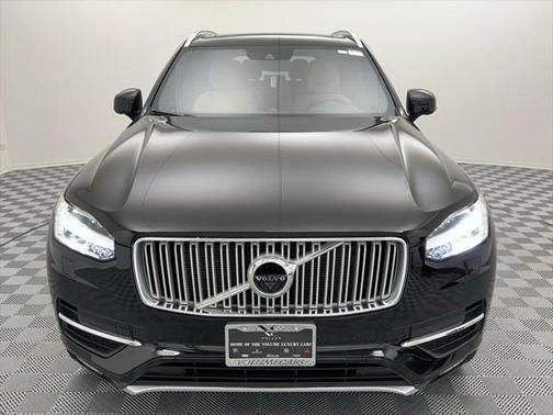 2018 Volvo XC90 T6 Inscription
