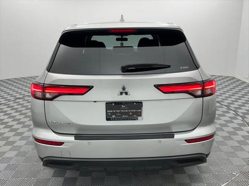 2022 Mitsubishi Outlander ES 2.5 S-AWC