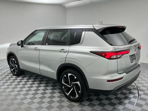 2022 Mitsubishi Outlander ES 2.5 S-AWC
