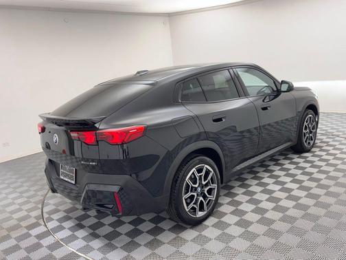 2025 BMW X2 xDrive28i