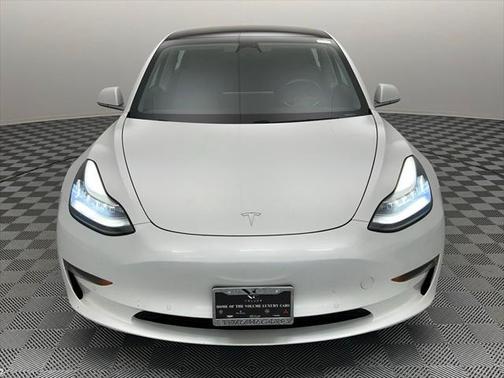 2020 Tesla Model 3 Standard Range