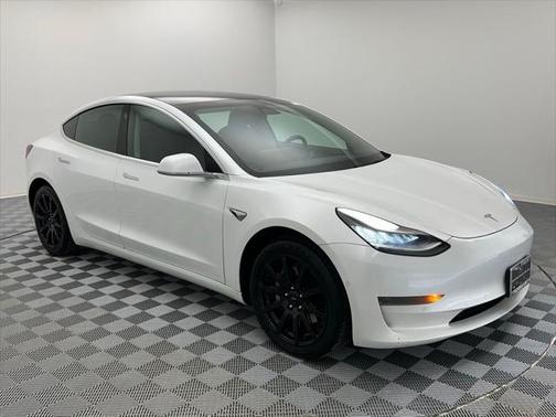 2020 Tesla Model 3 Standard Range