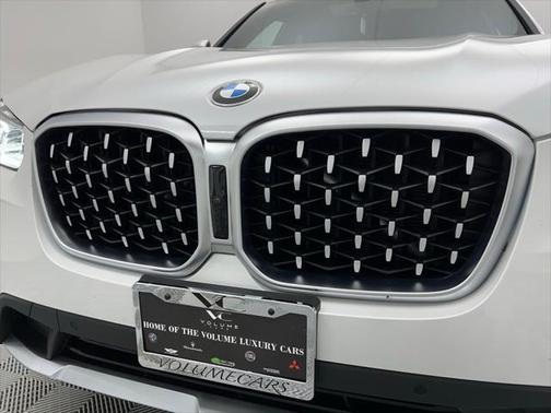 2024 BMW X4 xDrive30i