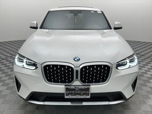 2024 BMW X4 xDrive30i