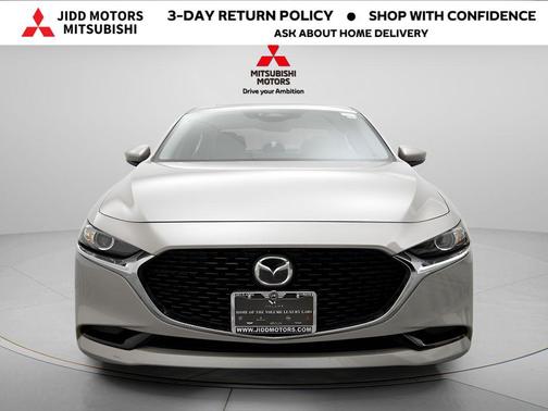 Platinum Quartz Metallic 2025 Mazda Mazda3 FWD w/Preferred Package