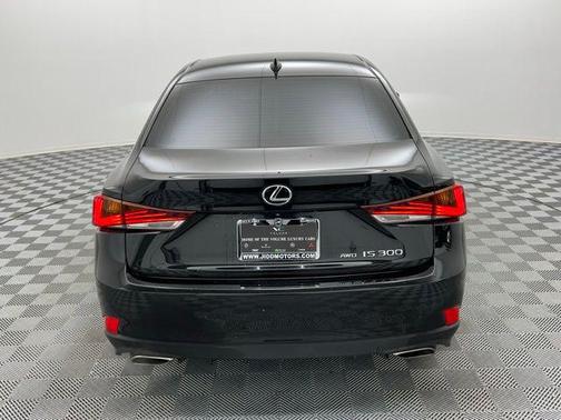 2018 Lexus IS 300 Base