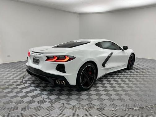 2023 Chevrolet Corvette Stingray w/2LT