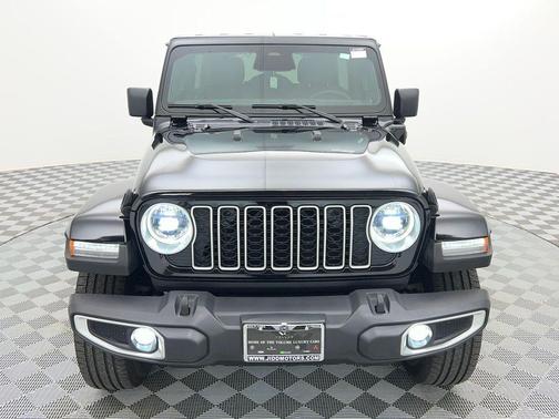 Black Clearcoat 2025 Jeep Wrangler 4xe Sahara