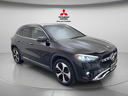 Night Black 2025 Mercedes-Benz GLA 250 4MATIC