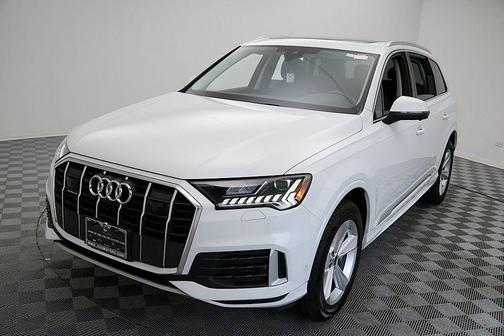 2024 Audi Q7 45 Premium Plus