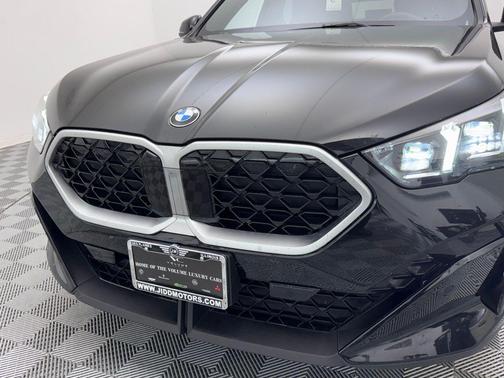 2025 BMW X2 xDrive28i