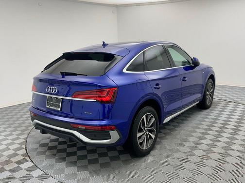 2022 Audi Q5 45 S line Premium Plus