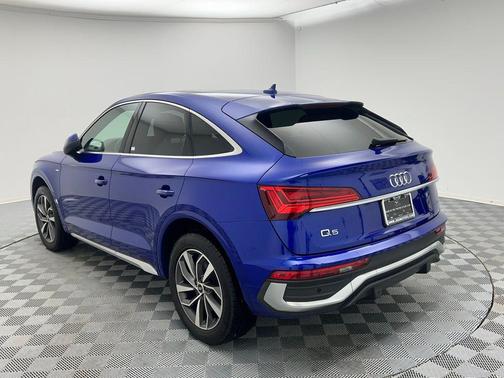 2022 Audi Q5 45 S line Premium Plus