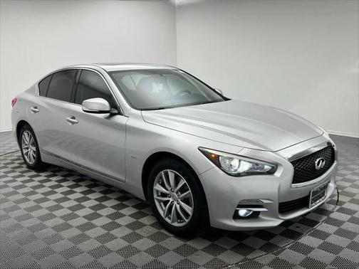 2017 INFINITI Q50 2.0T Premium