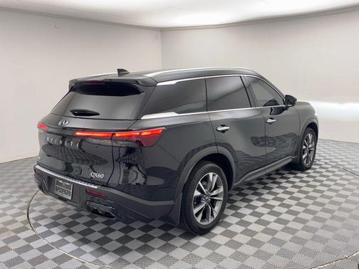 2024 INFINITI QX60 Luxe