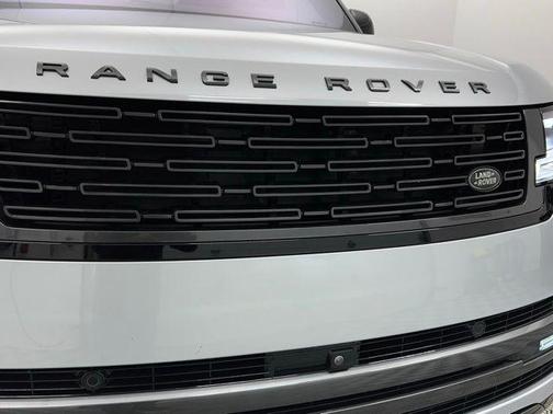 2023 Land Rover Range Rover P530 SE