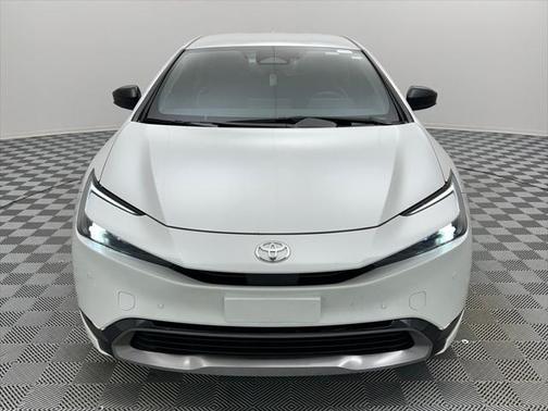 2024 Toyota Prius XLE