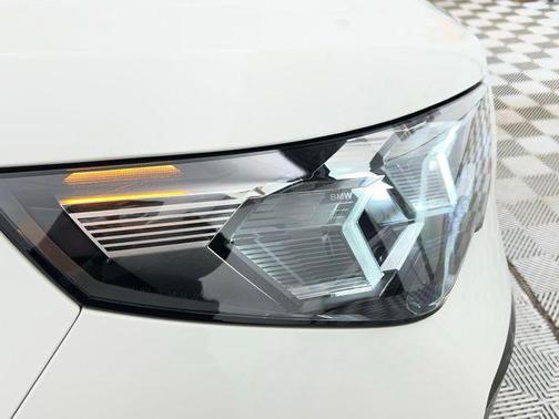 2025 BMW X2 xDrive28i