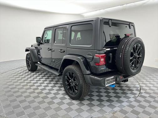 2023 Jeep Wrangler 4xe Sahara