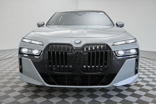 2023 BMW 760 i xDrive