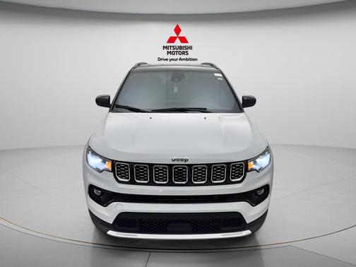 Bright White Clearcoat 2025 Jeep Compass Limited