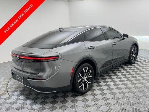 2024 Toyota Crown XLE