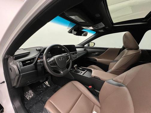 2023 Lexus ES 350 Base