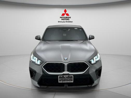 Gray 2025 BMW X2 xDrive28i