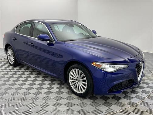2021 Alfa Romeo Giulia Base