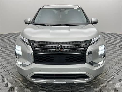 2024 Mitsubishi Outlander SE Black Edition S-AWC