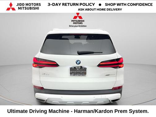 White 2025 BMW X5 PHEV xDrive50e