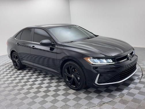 2025 Volkswagen Jetta SE