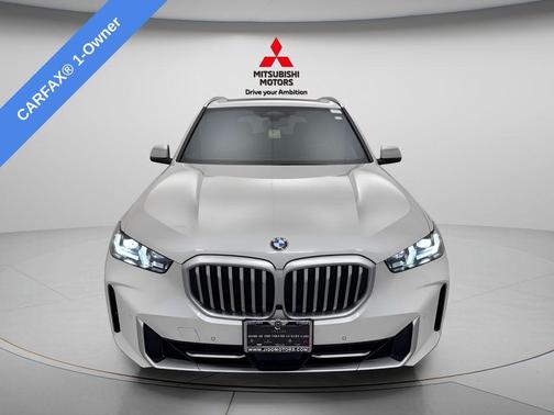 White 2024 BMW X5 xDrive40i