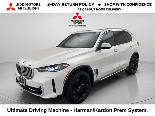 White 2024 BMW X5 xDrive40i