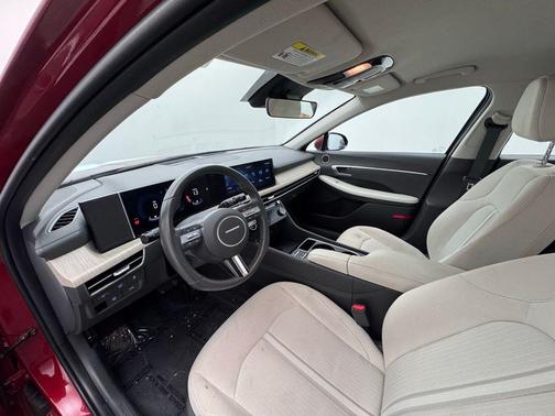2024 Hyundai SONATA Hybrid SE
