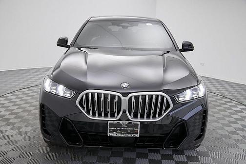 2025 BMW X6 xDrive40i