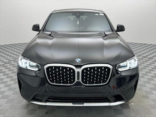 2024 BMW X4 xDrive30i