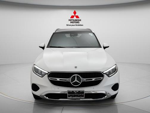 Polar White 2024 Mercedes-Benz GLC 300 Base