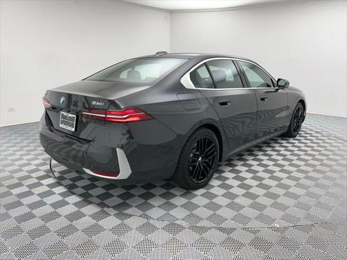 2024 BMW 530 i xDrive