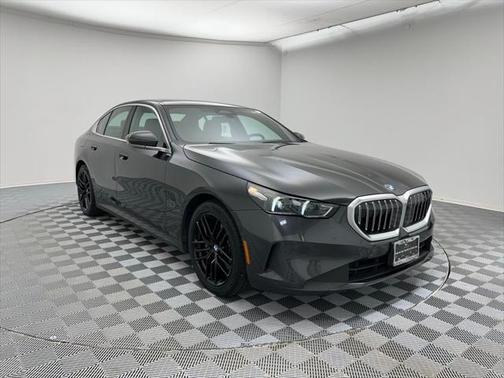 2024 BMW 530 i xDrive