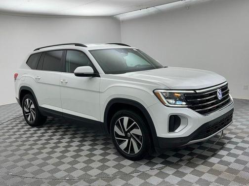 2024 Volkswagen Atlas 2.0T SE w/Technology 4MOTION