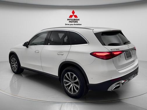 Polar White 2024 Mercedes-Benz GLC 300 4MATIC