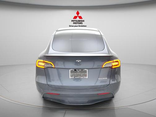 2023 Tesla Model Y Performance Dual Motor All-Wheel Drive