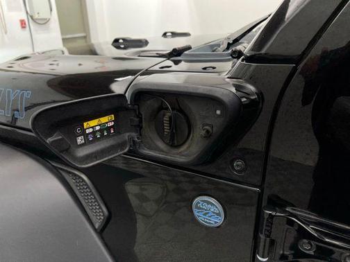 2023 Jeep Wrangler 4xe Willys