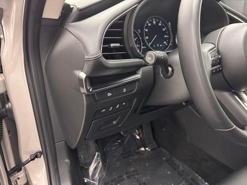 2025 Mazda Mazda3 FWD w/Preferred Package