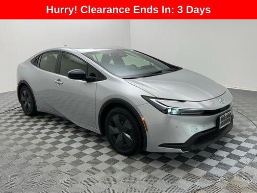 2024 Toyota Prius LE