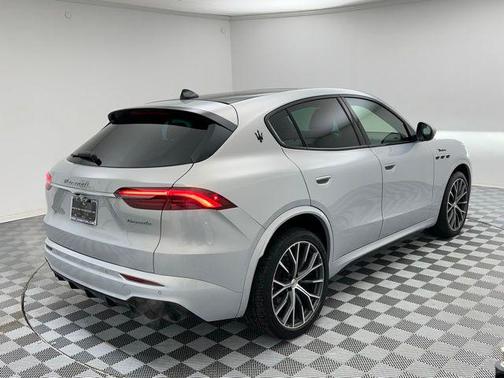 2023 Maserati Grecale Modena